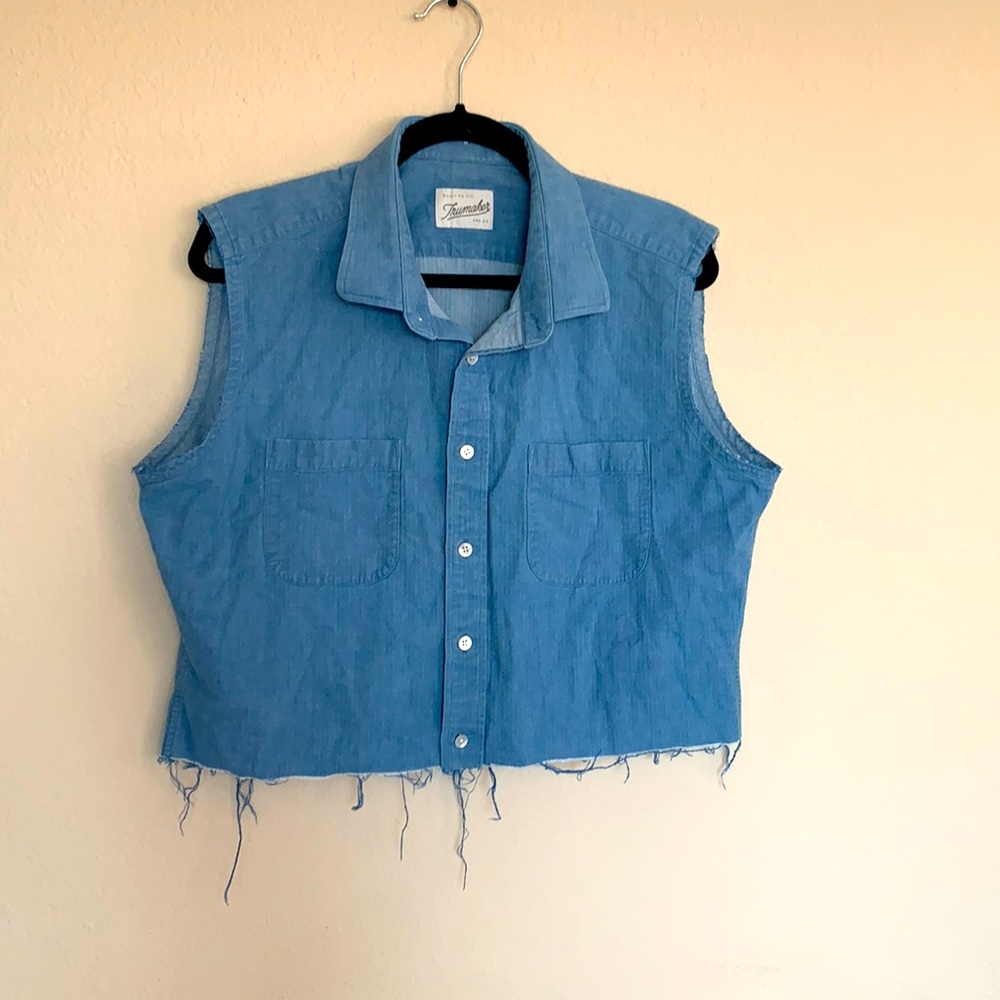 Trumaker and co. Denim cut off top size L